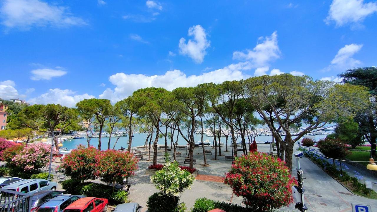 Un Balcone In Pineta Apartment Fezzano  Luaran gambar